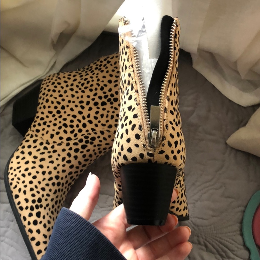 Leopars Print Booties - Picture 4 of 5